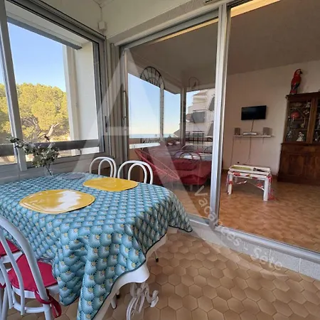 T2 Parking Acces Direct Aux Plages شقة