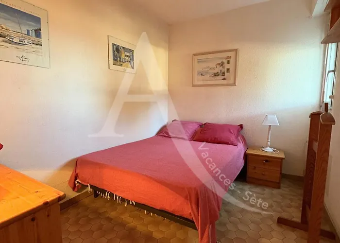 T2 Parking Acces Direct Aux Plages Lägenhet